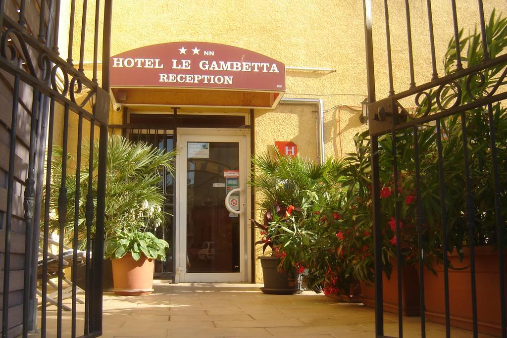 Hotel Le Gambetta Vias Εξωτερικό φωτογραφία