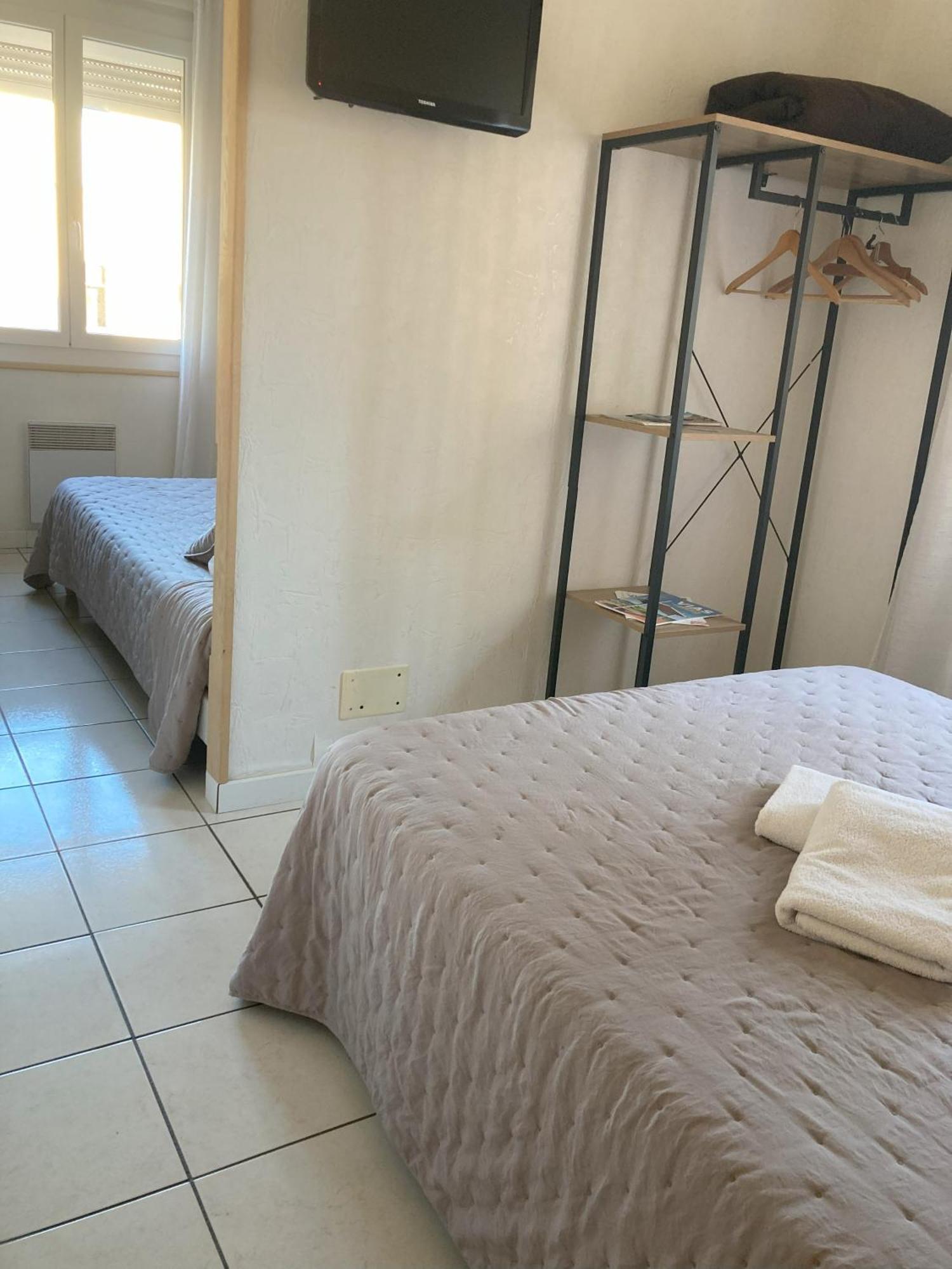 Hotel Le Gambetta Vias Δωμάτιο φωτογραφία