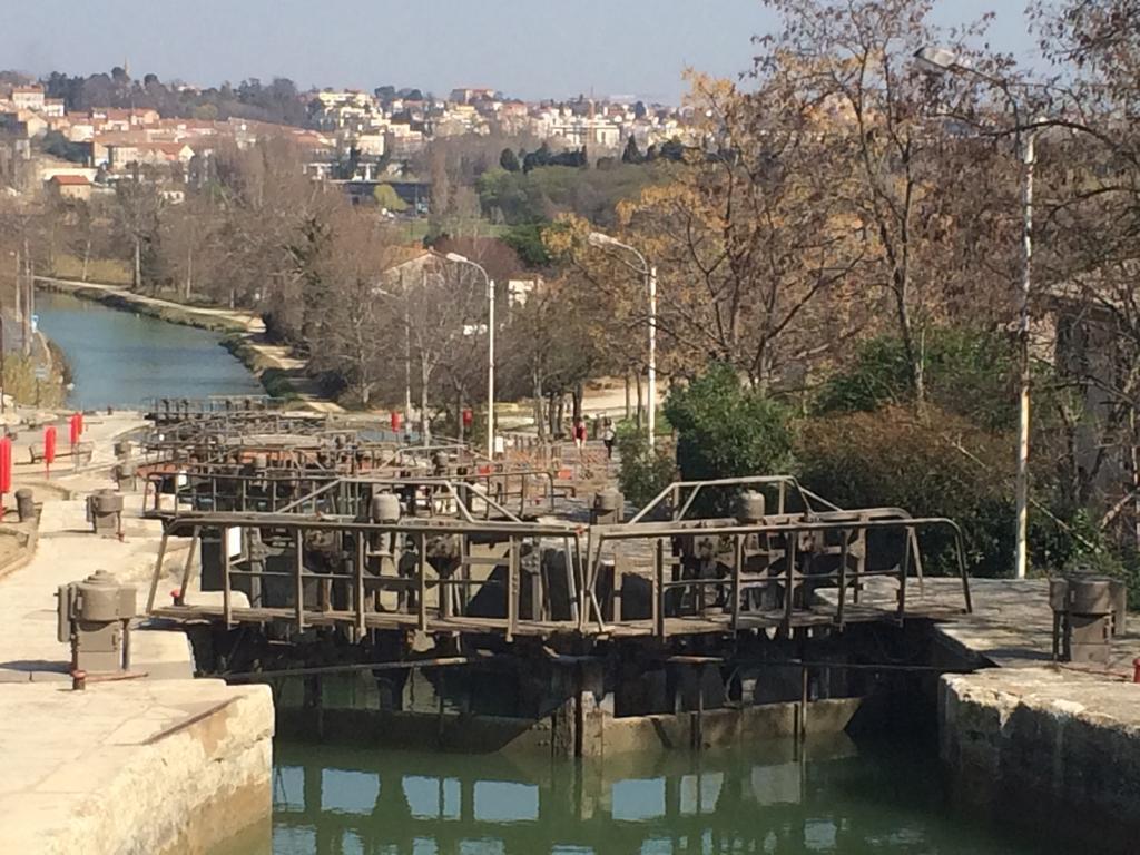 Hotel Le Gambetta Vias Εξωτερικό φωτογραφία